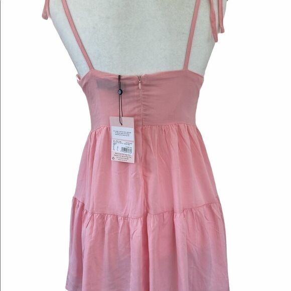 NWT Missguided cup detail tiered mini dress size 6 - Picture 4 of 9